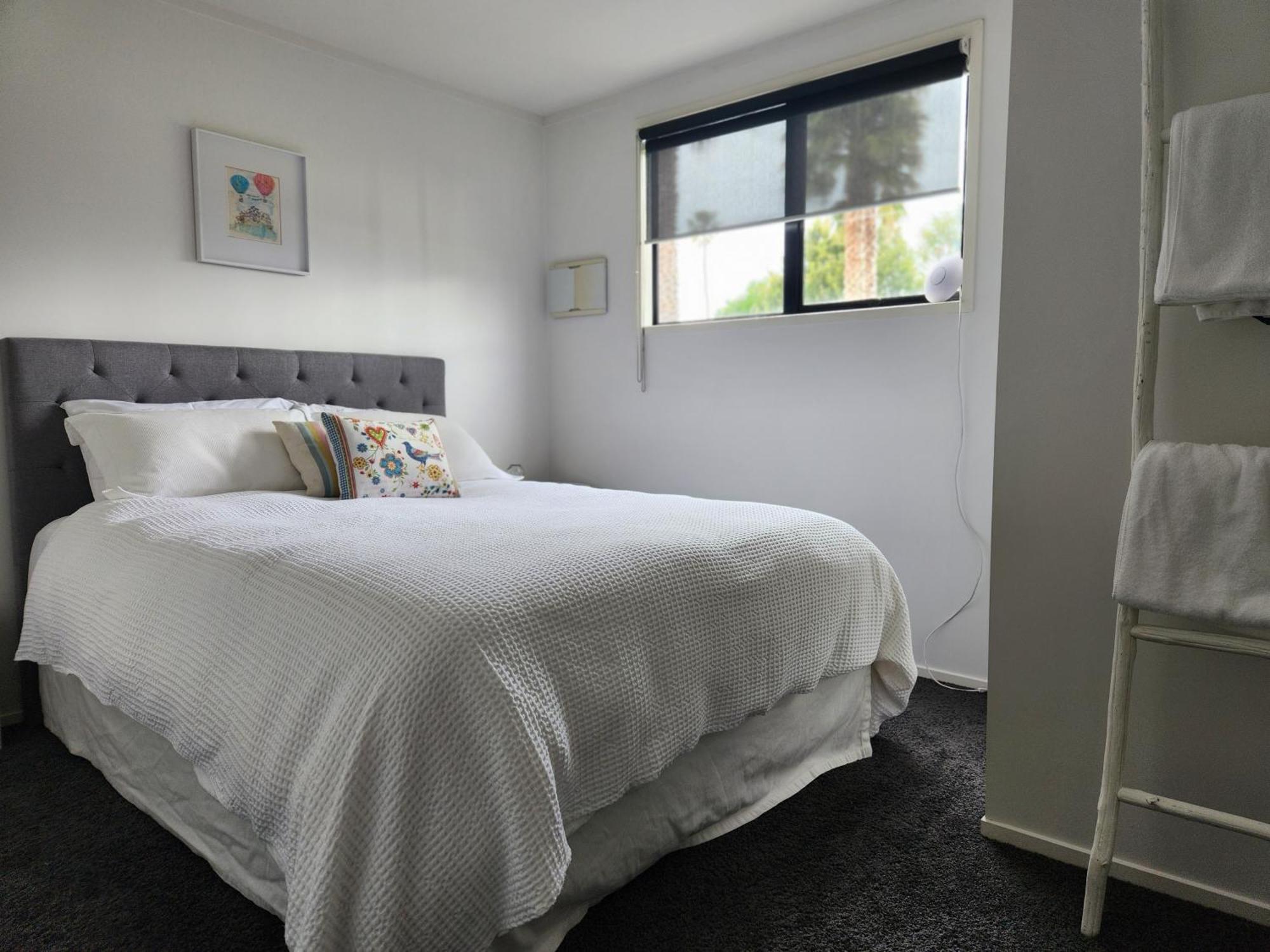 Cedar House Bed and Breakfast Gisborne Εξωτερικό φωτογραφία