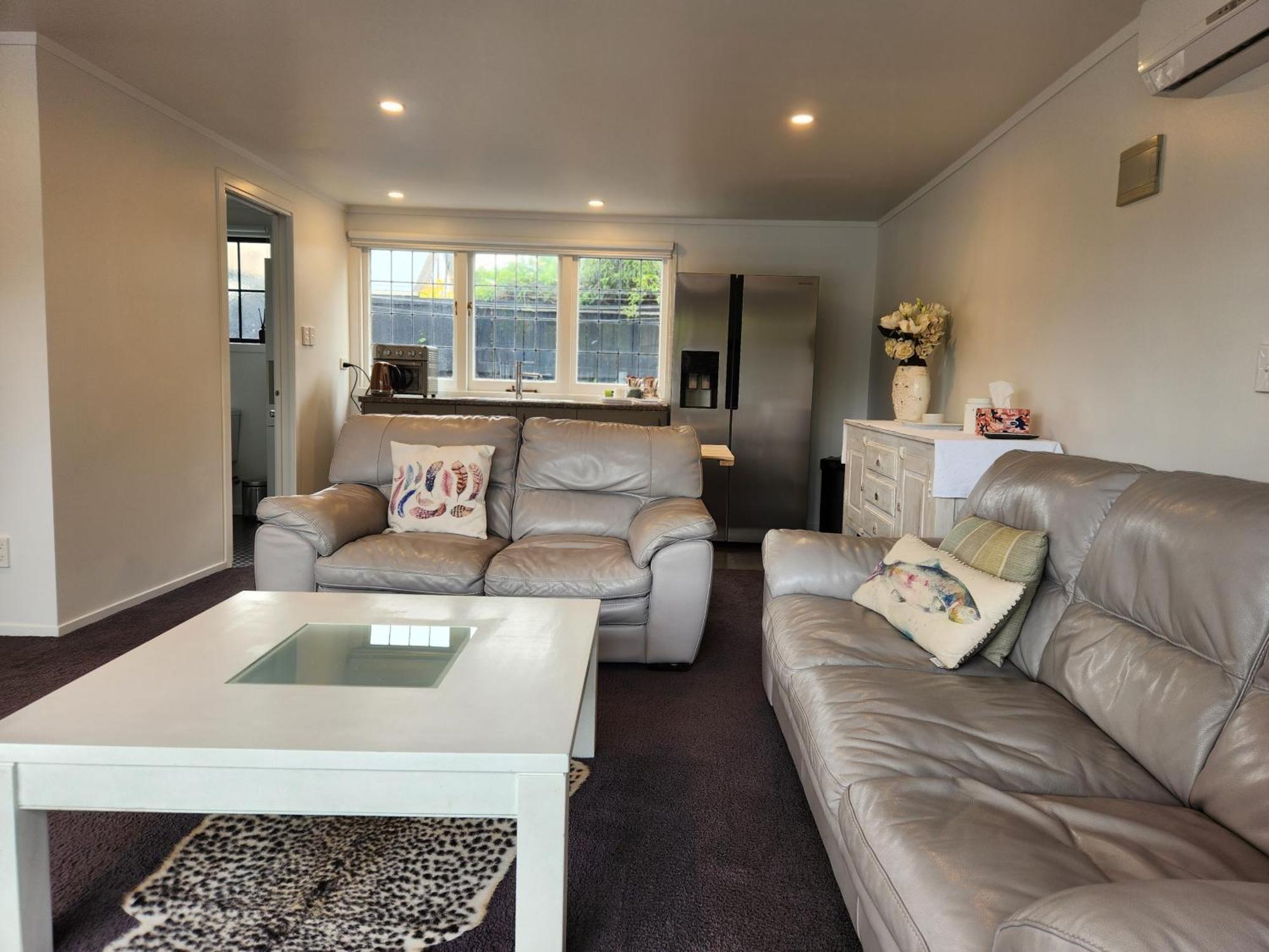 Cedar House Bed and Breakfast Gisborne Εξωτερικό φωτογραφία